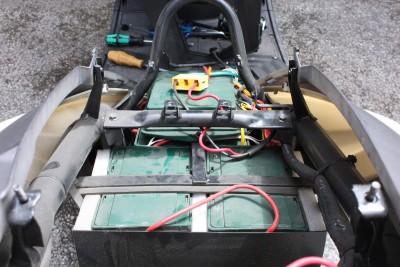 IMG_6815_kl.JPG (246.06 KiB) 2771 mal betrachtet Akkukasten und BMS von hinten