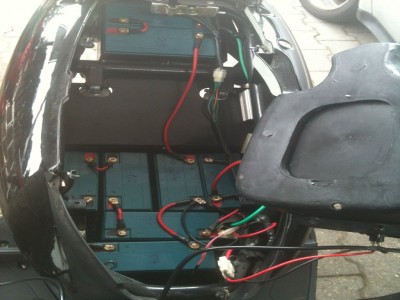 IMG_0135_1024x768.jpg (117.96 KiB) 1434 mal betrachtet Verteilung der Akkus im 3000W Cemoto1/1 bis 2/4 je 20AH