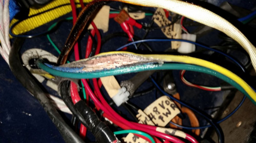 Radnabenmotor Kabelschluß 1200 Pix.jpg