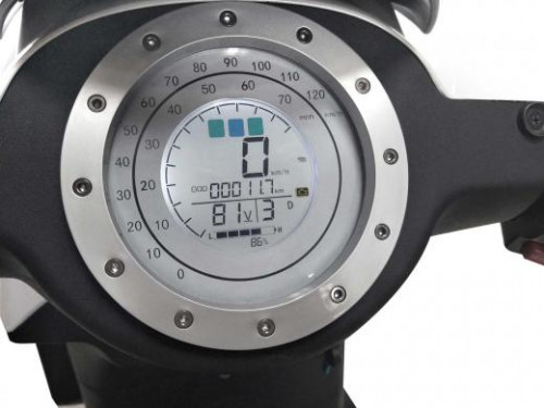 sxtsonix_tacho_detail.jpg
