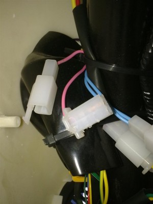 28062012083 (Groß).jpg (67.22 KiB) 2149 mal betrachtet Die Stecker