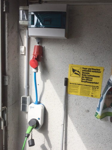go-e-22kW-32A-CEE-Typ-2-Ladeadapter.JPG