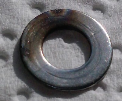 Irgenwann gab die Unterlegscheibe wohl auf!