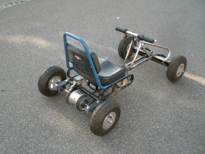 E-Kettcar von hinten re.jpg