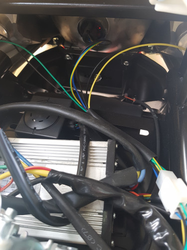 20190730_181442.jpg (5.27 MiB) 3395 mal betrachtet Controller und Alarmanlage