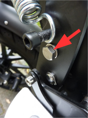 Bild 9 [Hier gehört der Sicherungsstift hin]