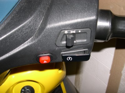 DSCN2705.JPG (195.89 KiB) 13902 mal betrachtet Tachoeinheit