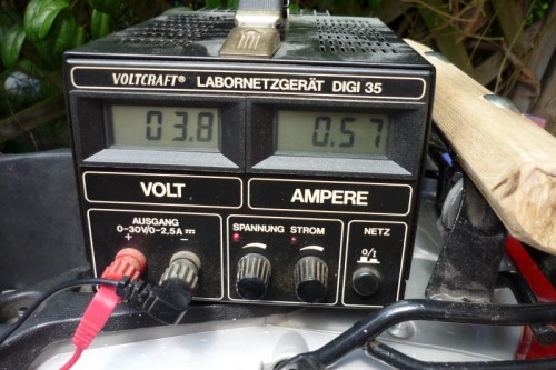 Ein antiker Laborlader tut es allemal