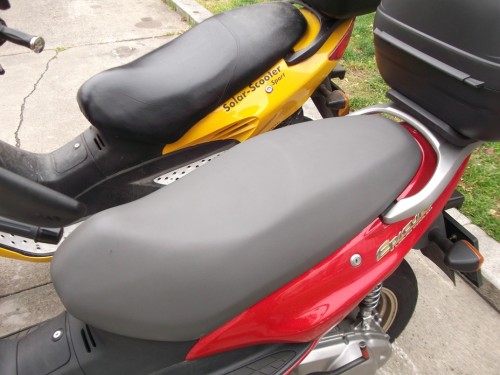 Suzuki Epicuro und Solar Scooter Sport3 1715x1286px.jpg