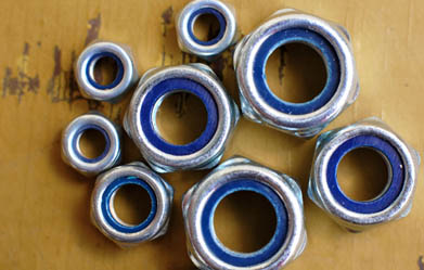 Selbstsichernde Schrauben.jpg