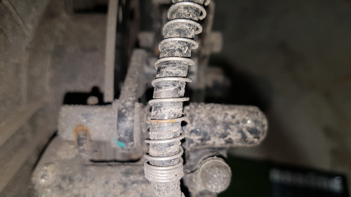 NIU NQI Bremse Hinterrad (5).jpg (4.64 MiB) 746 mal betrachtet Die Gummimanchetten waren ordenlich drauf gestzt worden