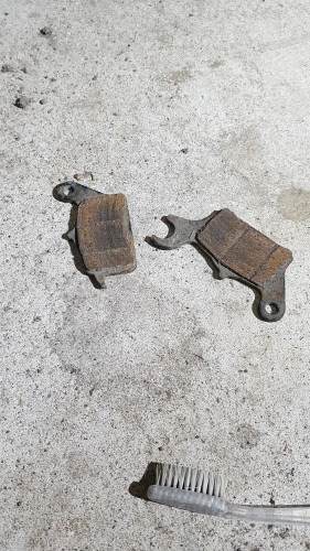 Bremse Hinten NIU NQI PRO 45 kmh vom 09.04.2022   (6).jpg