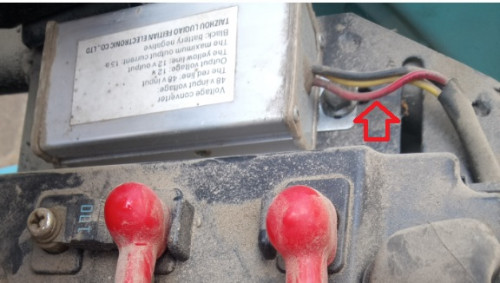 rotes kabel.jpg