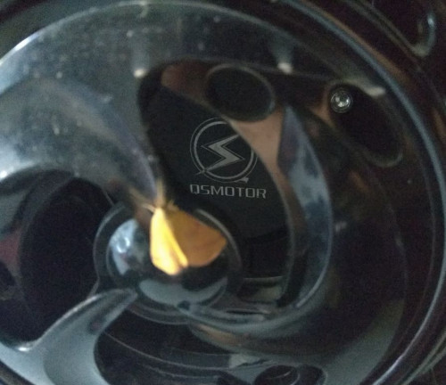 QSmotor written on the mid motor