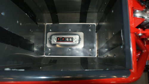 Akkufach mit Anschluss