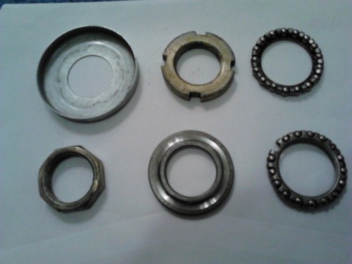 Lager.jpg (114.24 KiB) 4125 mal betrachtet Lenkkopflager