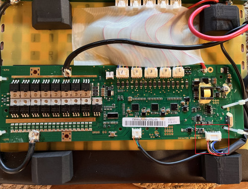 bms_akku_stecker_anzeige.jpg