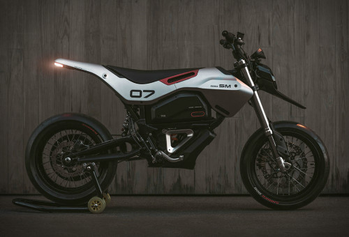 zero-x-huge-design-electric-motorcycle.jpg