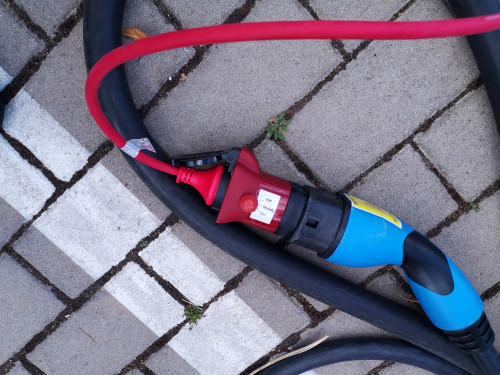Adapter1_Typ2_Kabel_1.jpg