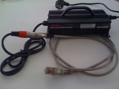 Neues Ladegrät 36V (41,4) 8A