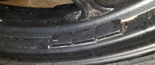 20240127_103501.jpg (1.35 MiB) 1351 mal betrachtet Was für eine Unwucht im Vorderrad Hinterrad das ngewicht hatte sich leider gelöst. Aber ich weiß ungefähr wo und 5 Gramm