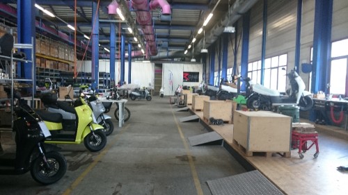 Lager- und Montagehalle