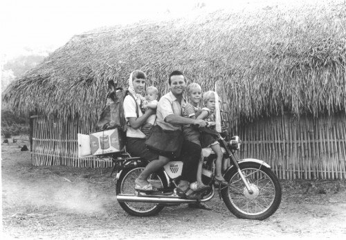 5_auf_Motorrad_Philippinen_21-03-1973.JPG