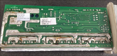 image.jpeg (153.88 KiB) 2788 mal betrachtet Controller Platine unten