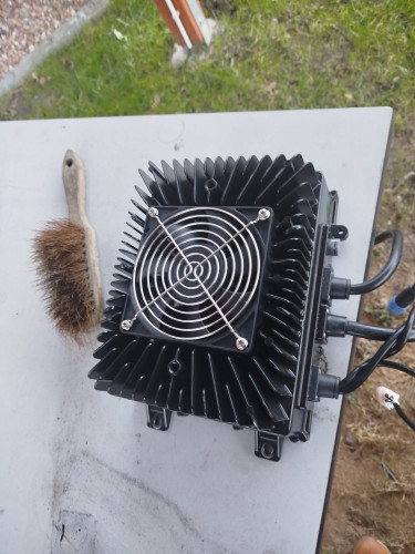 Alrendo Ladegerät.jpeg