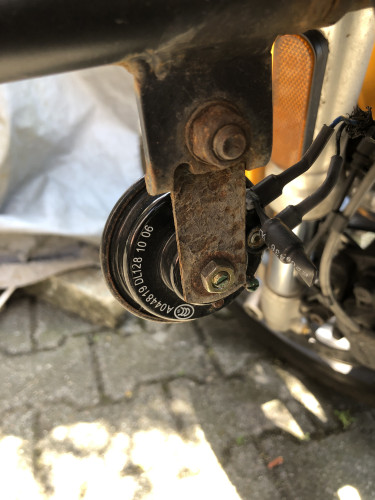 Zero S erider thunder Hupe hinten.JPG