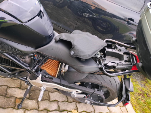 12V Stecker gefunden