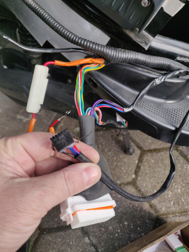 Der Stecker zum programmieren