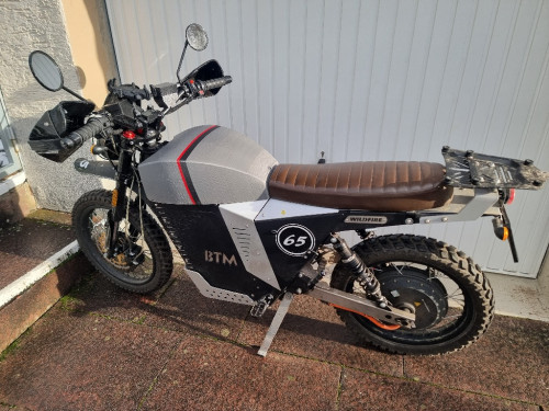 Tank mit Streifen.jpg