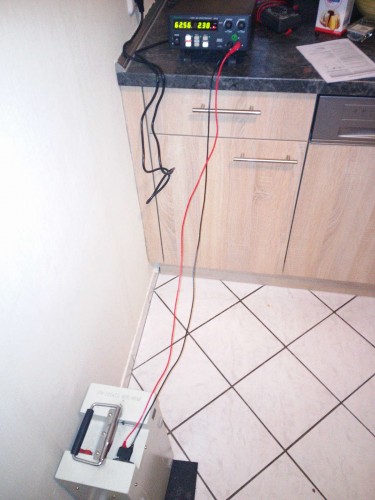 Uranus_L2_Netzteil.jpg (205.48 KiB) 1099 mal betrachtet L2 und Labornetzteil