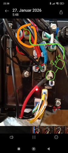 Hier zur Dokumentation mein Workaround. Vielleicht auch für andere Turbo Besitzer interessant. Idealerweise 12V Brown schon vorher mit einer Sicherung versehen, das habe ich Jonathan auch als Verbesserungsvorschlag mitgegeben... falls es doch einmal einen Wassereinbruch am Rücklicht oder Kennzeichenbeleuchtung gibt.