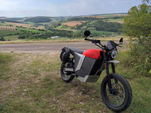 Stand vorvorher mit original Fender nutzlos weit oben montiert