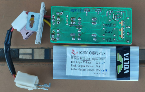 Sicherung wellenförmige Cu-Leiterbahn auf Lötseite ausgelöst ohne Grund, -> Altersschwach