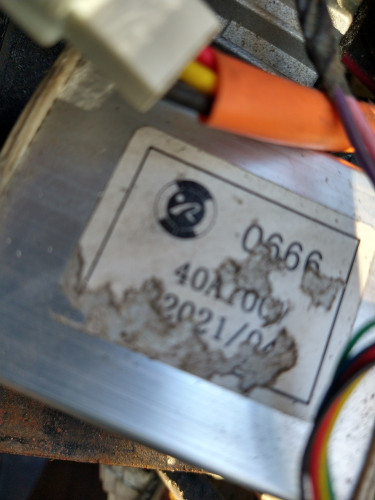 04 - Alu-Device-mit-Schrift.jpg