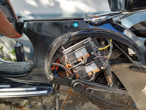 10 - Controller-Totale.jpg