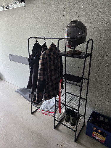 Moppedd Garderobe