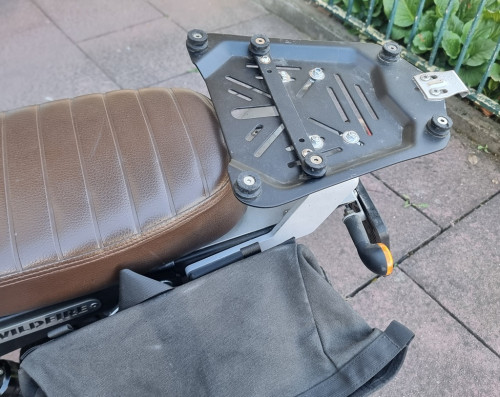 grosse Trägerplatte.jpg