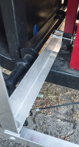 02alu-L50x20x2mm_strebe_untenk.jpg