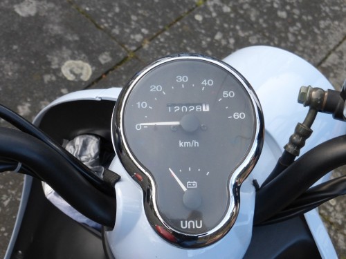 12028KM.jpg