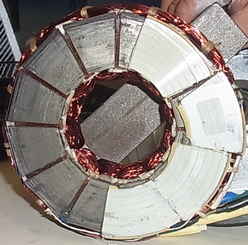 Rotor_defekt_Magnete_auf_Stator_GoldenMotor5kW.jpg