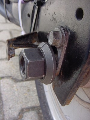 Mutter_VW_LT_M18x1,5.JPG